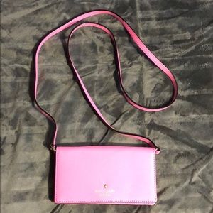 [SOLD] Kate Spade wallet crossbody
